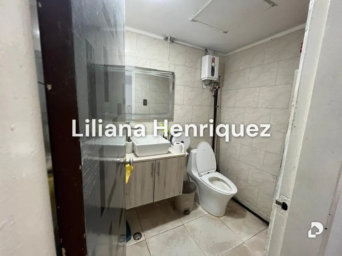 Local comercial en Parroquia Urbana San José, Valencia – 8