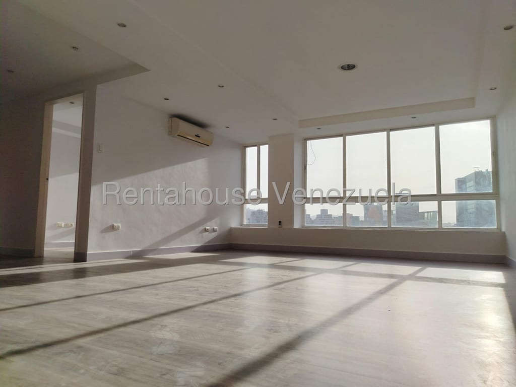 Apartamento en Altamira, Caracas - 1