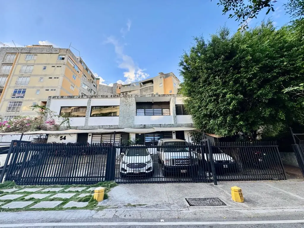 Land in Los Naranjos (Las Mercedes), Caracas