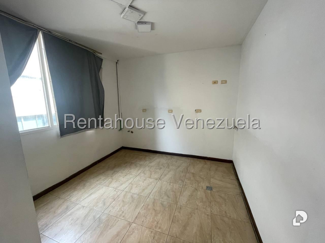 Oficina en El Rosal, Caracas – 6