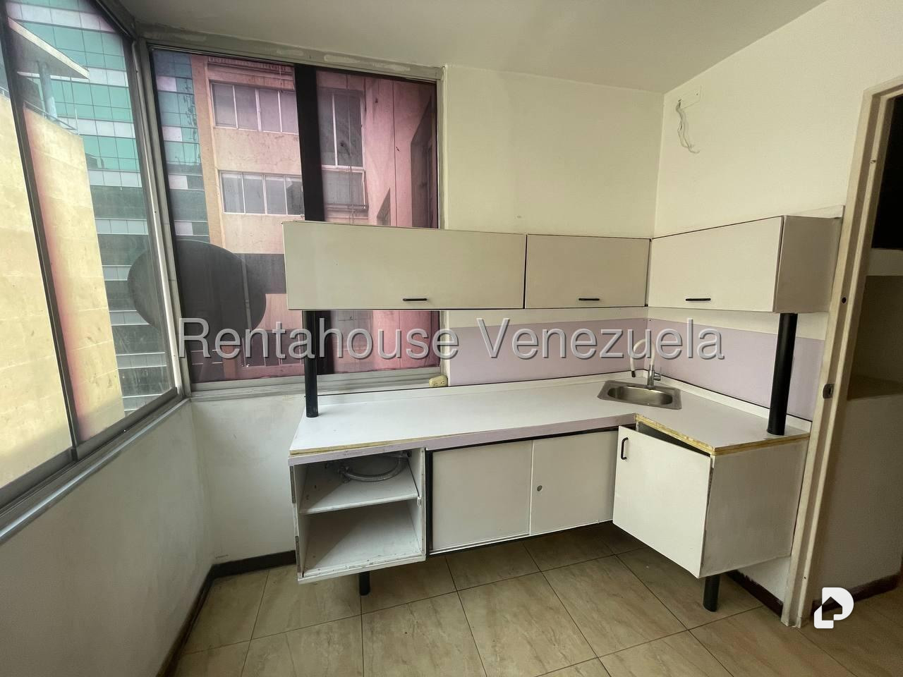 Oficina en El Rosal, Caracas – 4