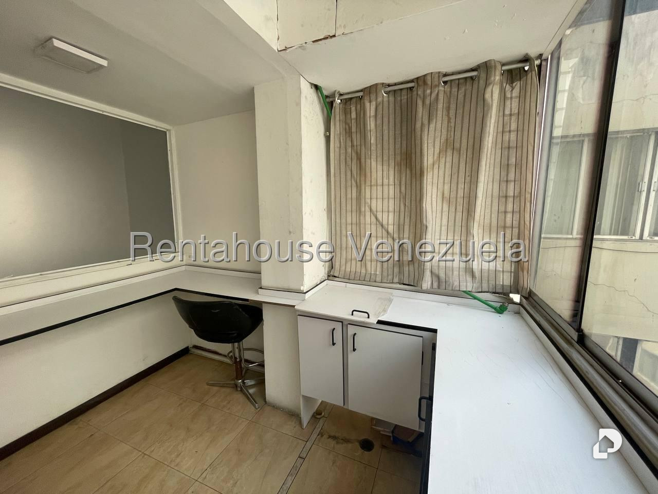 Oficina en El Rosal, Caracas – 3