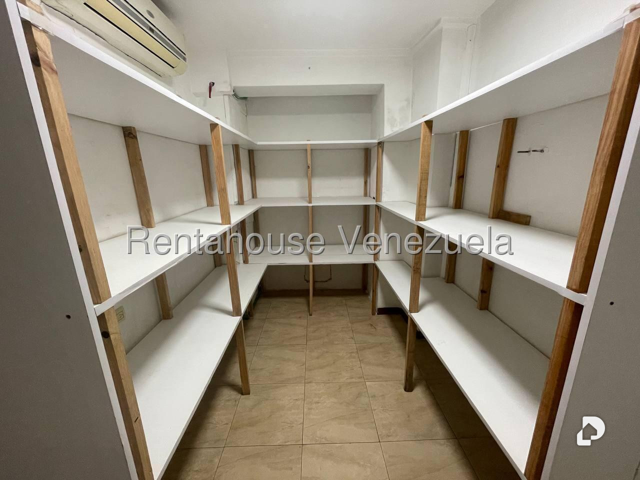 Oficina en El Rosal, Caracas – 7