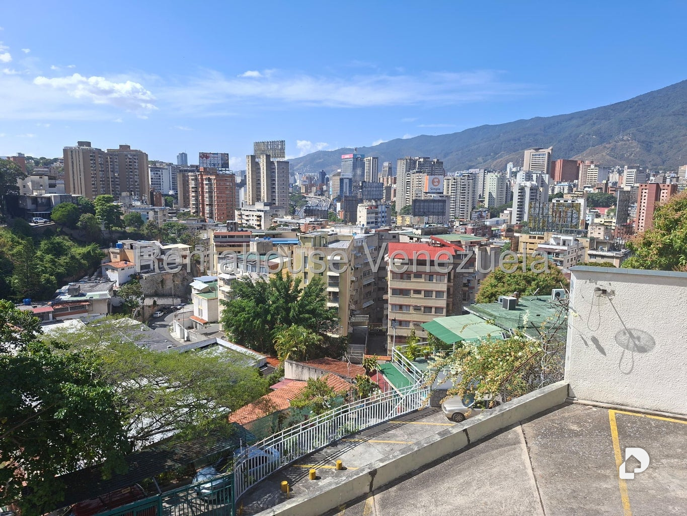 Apartamento en Colinas de Bello Monte, Caracas – 10