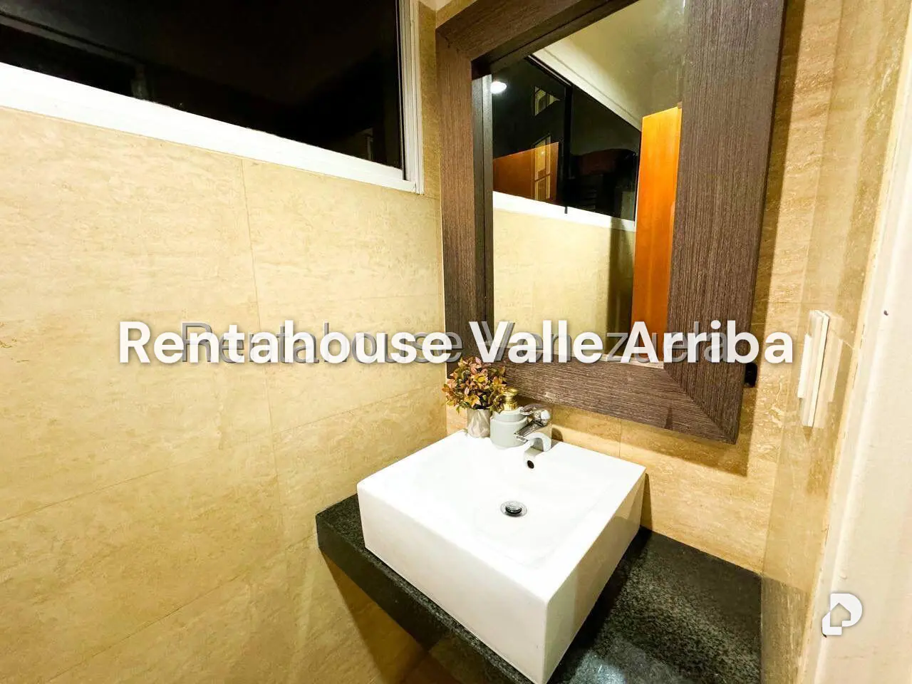 Apartamento en Campo Alegre, Caracas – 10