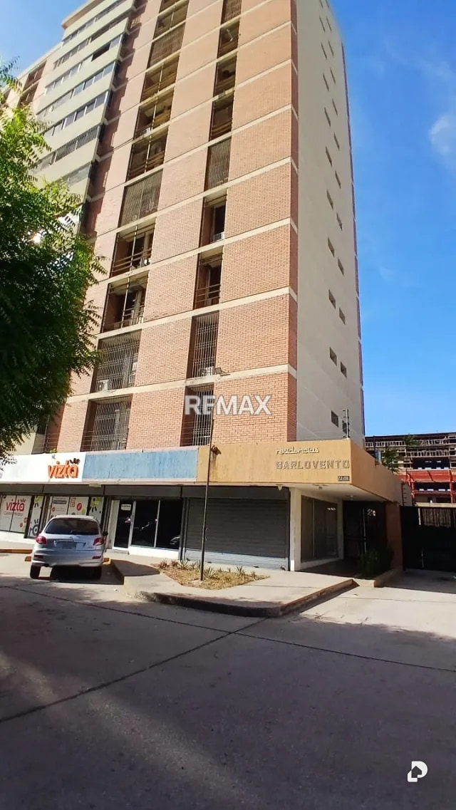 Apartment in Paraíso, Maracaibo – 11