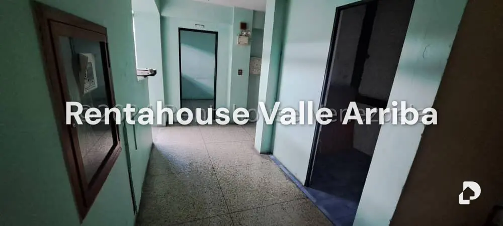 Local comercial en Catia, Caracas – 27