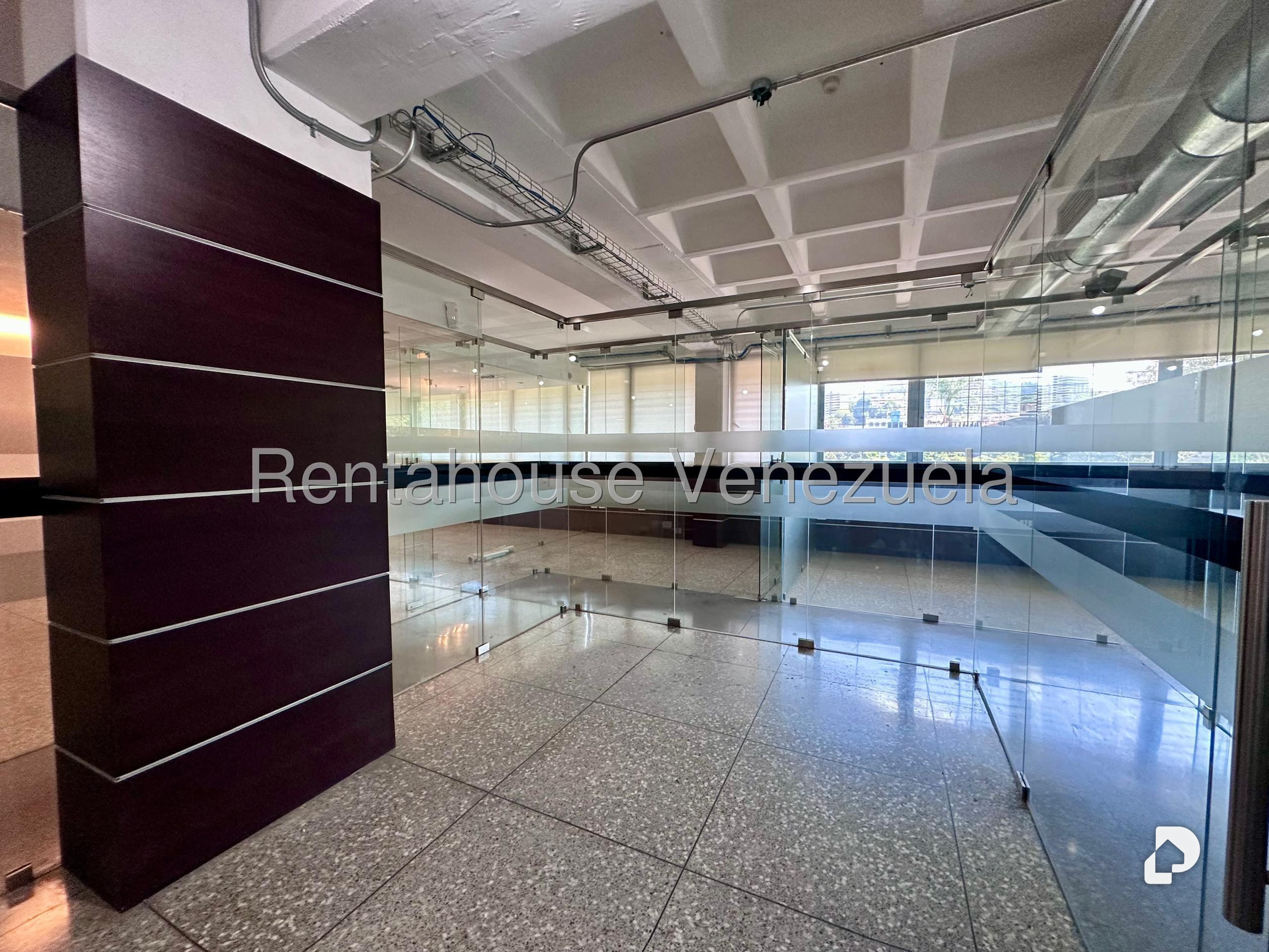 Oficina en La Trinidad, Caracas – 10