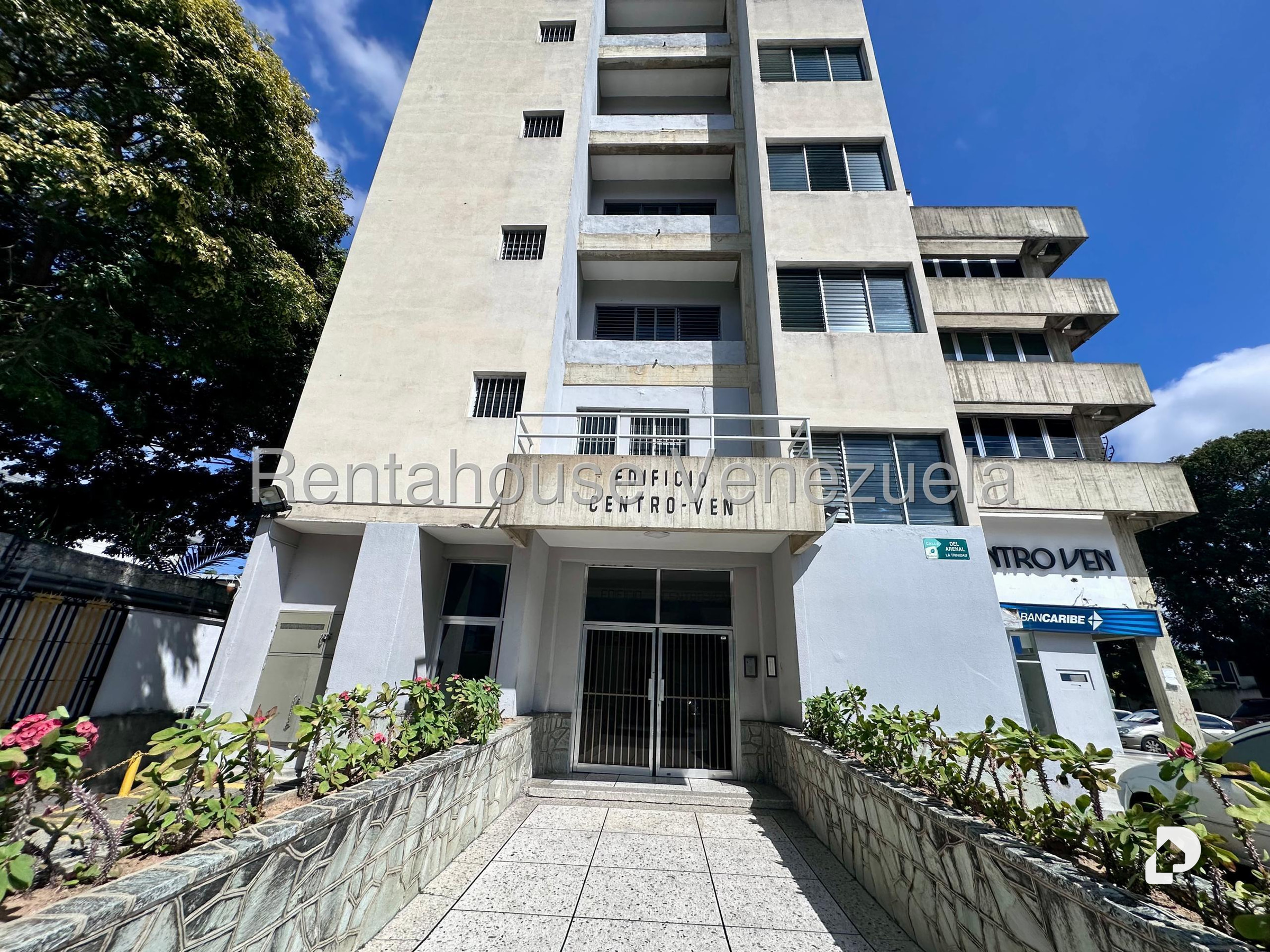 Oficina en La Trinidad, Caracas – 3