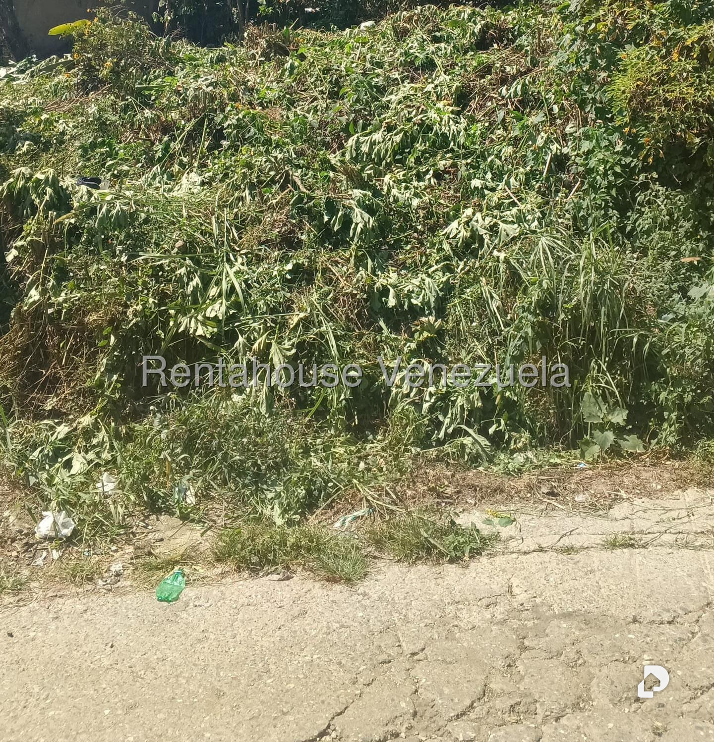 Terreno en Hoyo de la Puerta, Caracas – 6