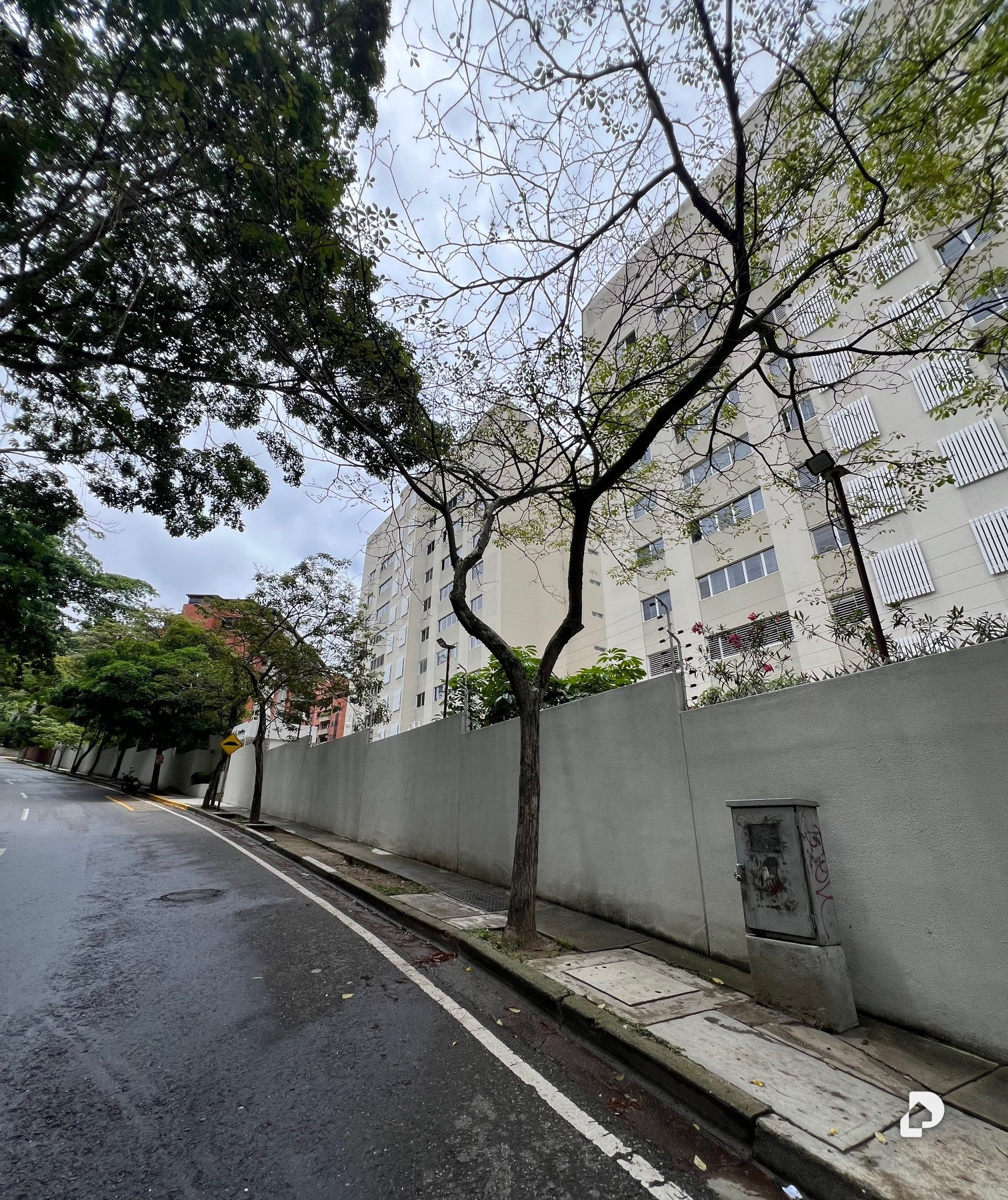Apartamento en Las Esmeraldas, Caracas – 1