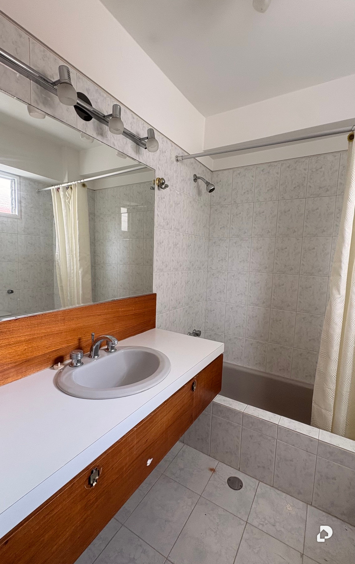 Apartamento en Las Esmeraldas, Caracas – 14