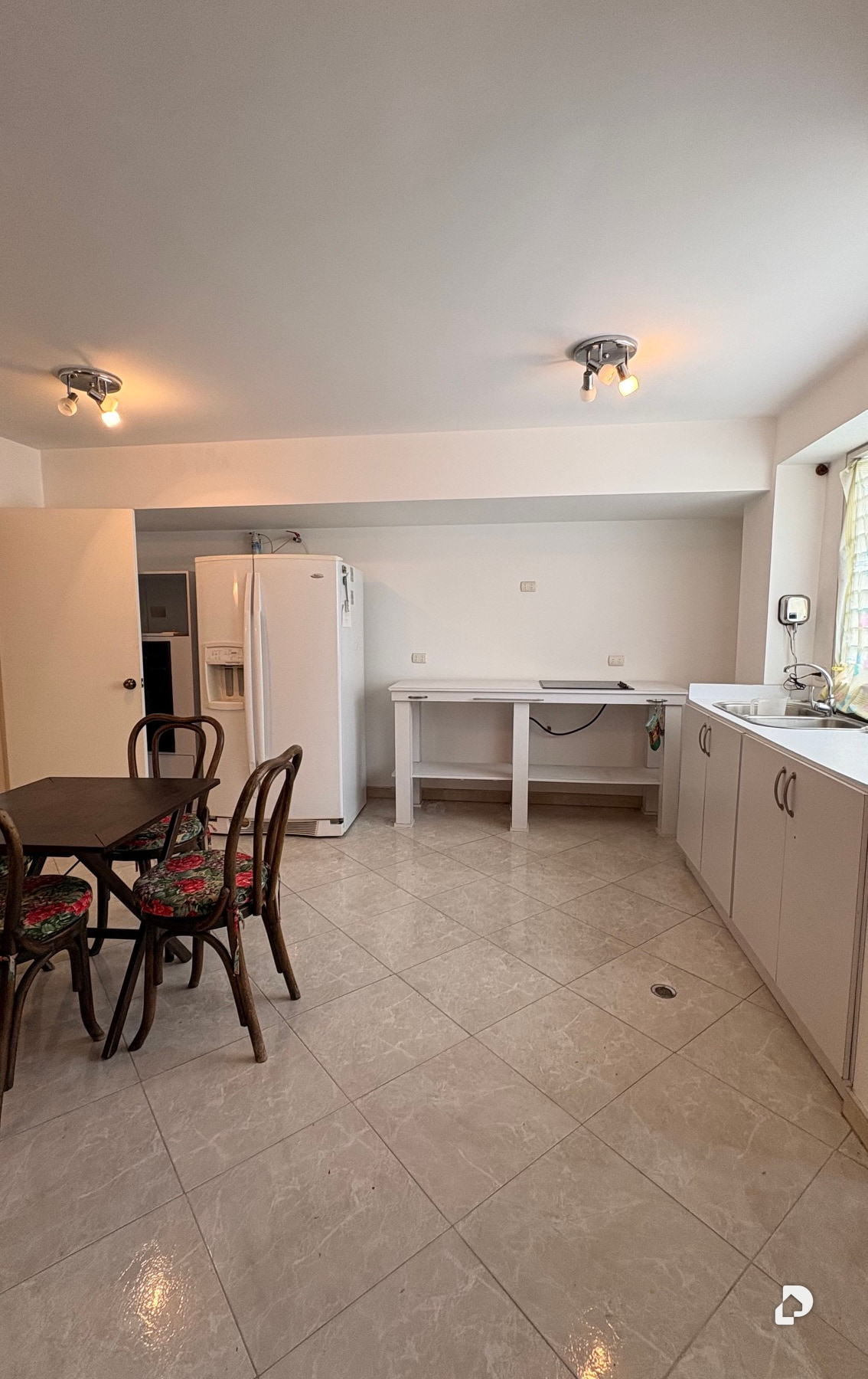 Apartamento en Las Esmeraldas, Caracas – 16
