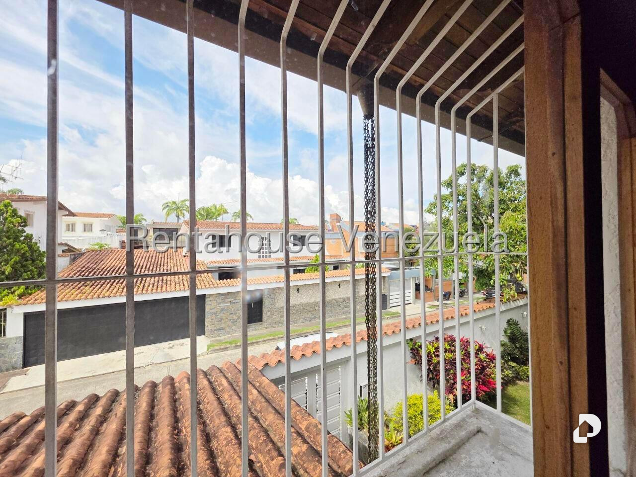 Casa en Lomas de La Lagunita, Caracas – 22