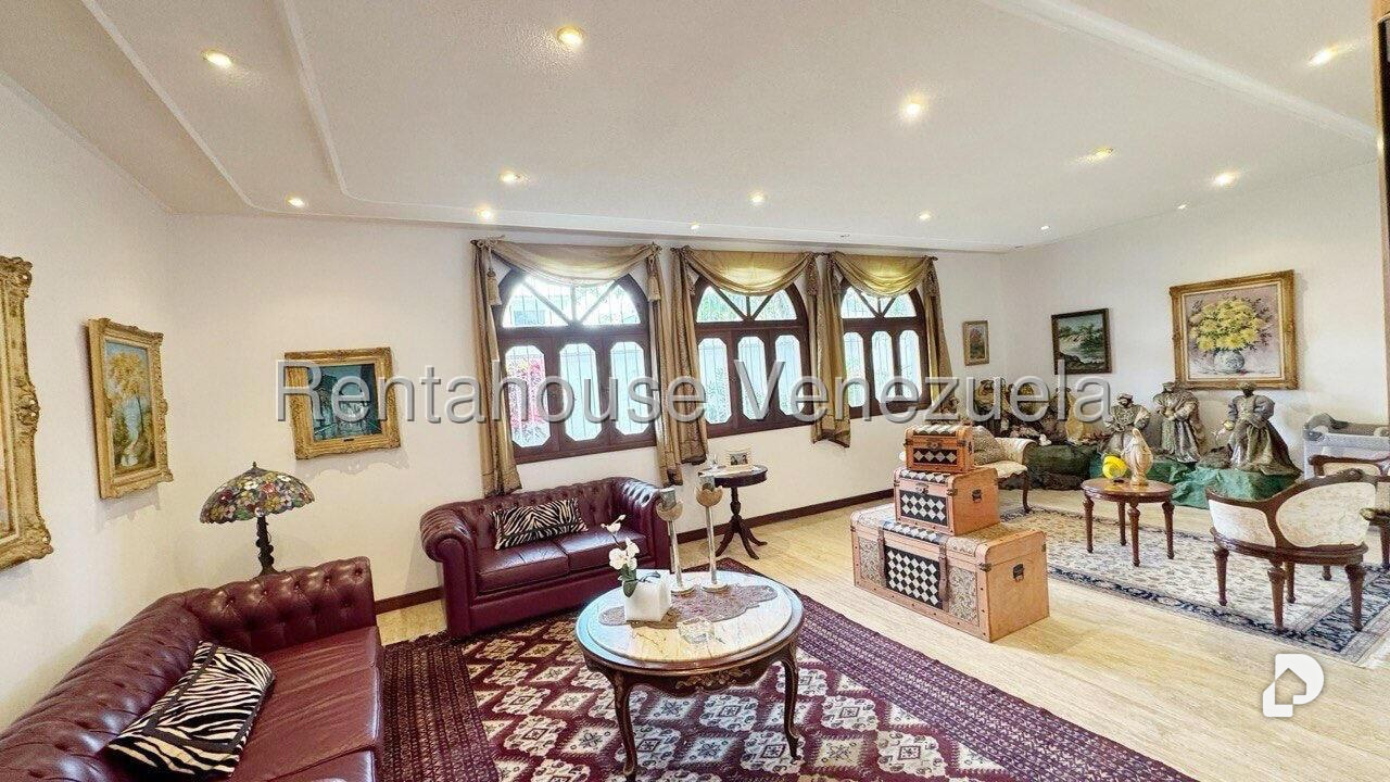 Casa en Lomas de La Lagunita, Caracas – 10