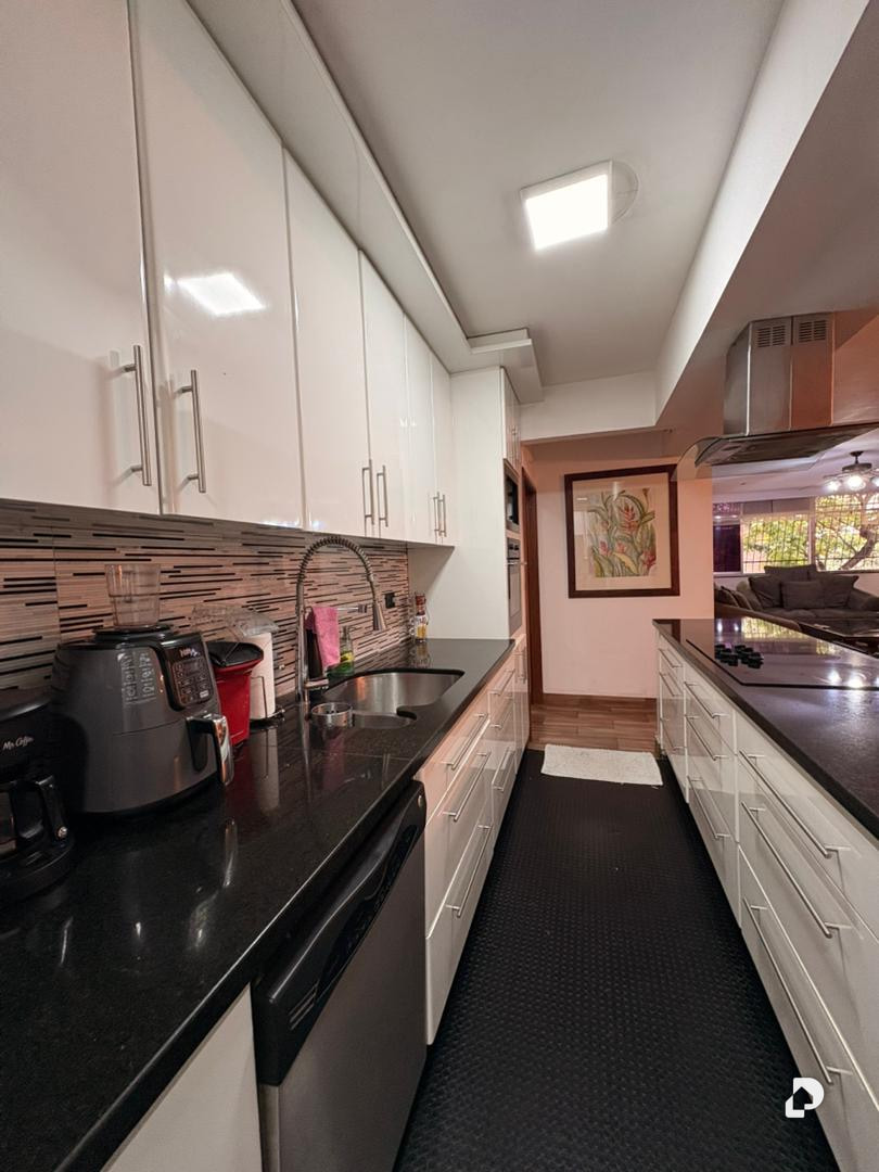 Apartamento en Chacao, Caracas – 11