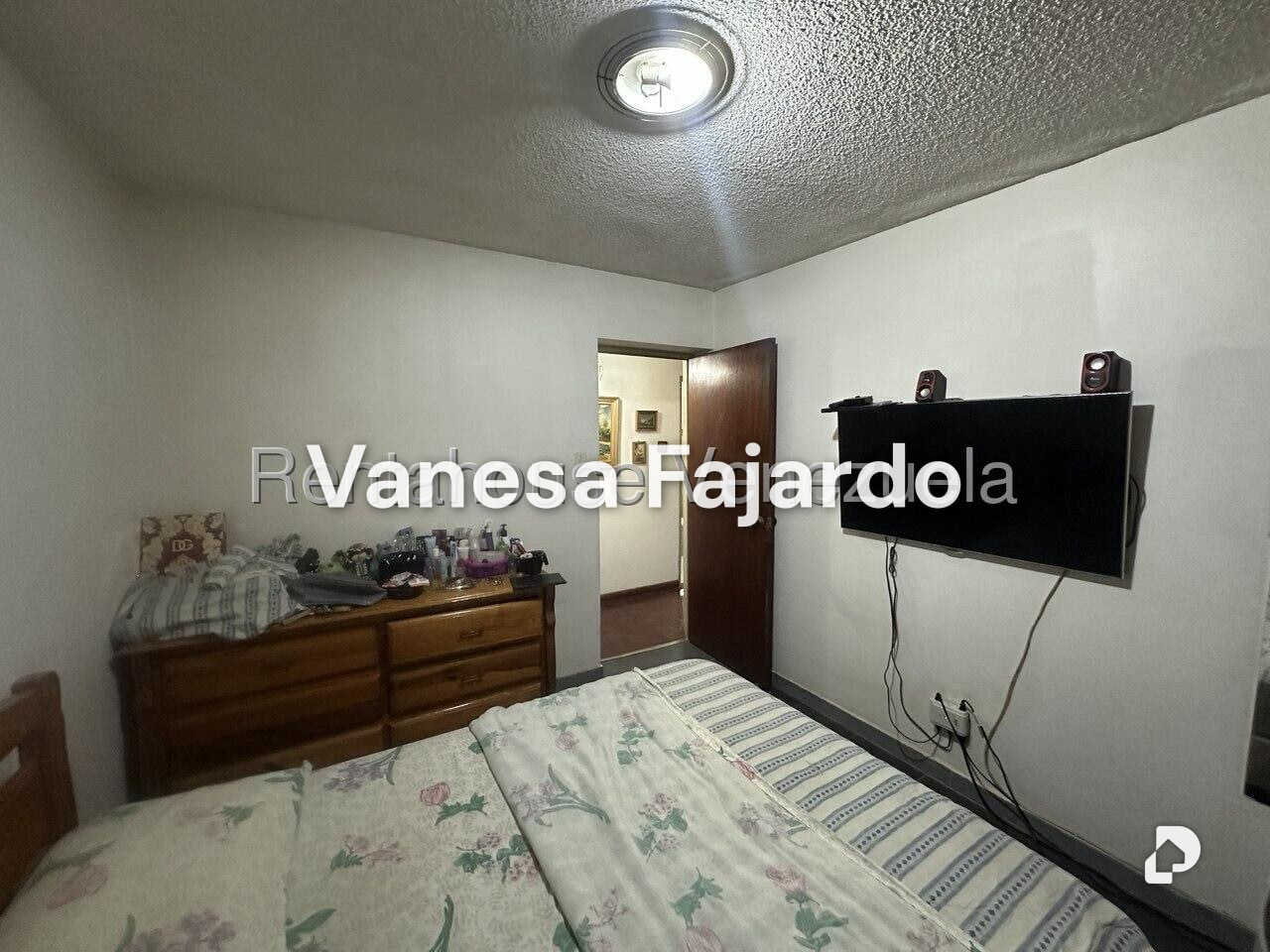 Apartamento en Los Dos Caminos, Caracas – 19