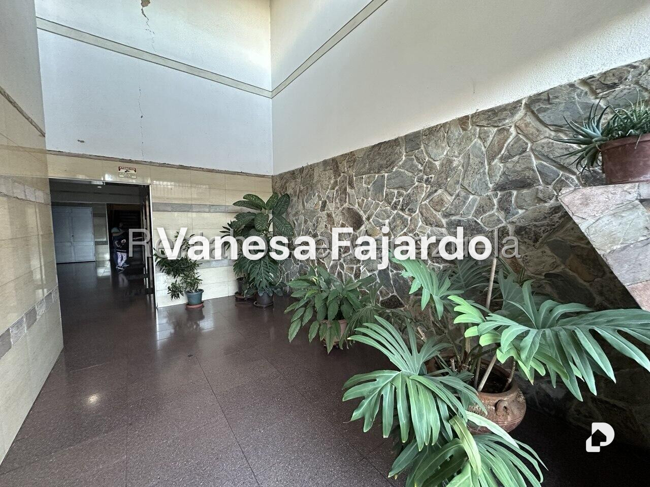 Apartamento en Los Dos Caminos, Caracas – 26