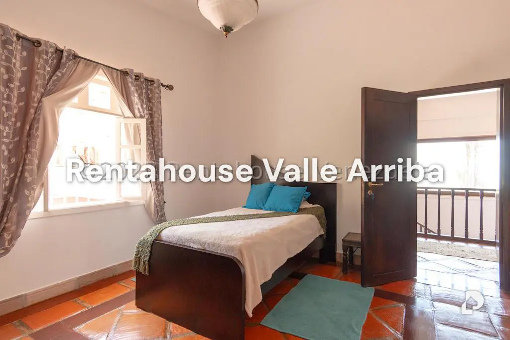 Casa en El Hatillo, Caracas – 19