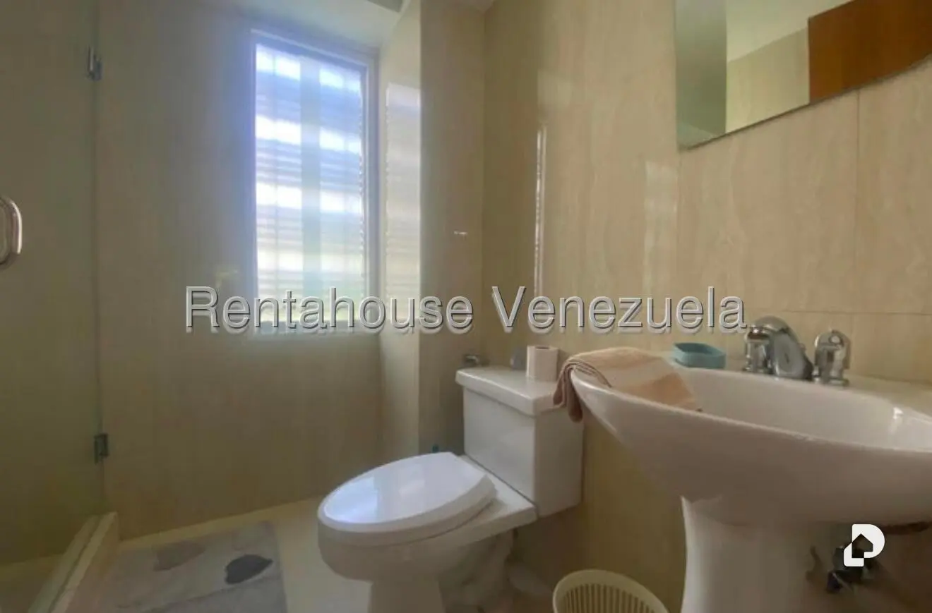 Apartamento en Lomas de La Alameda, Caracas – 12