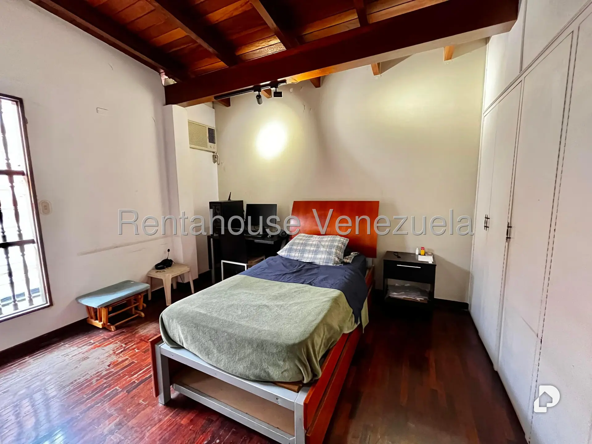 House in Prados del Este, Caracas – 31