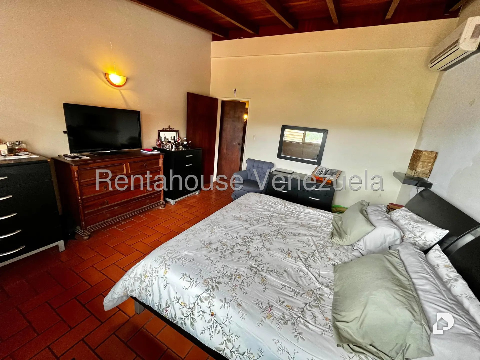 House in Prados del Este, Caracas – 52