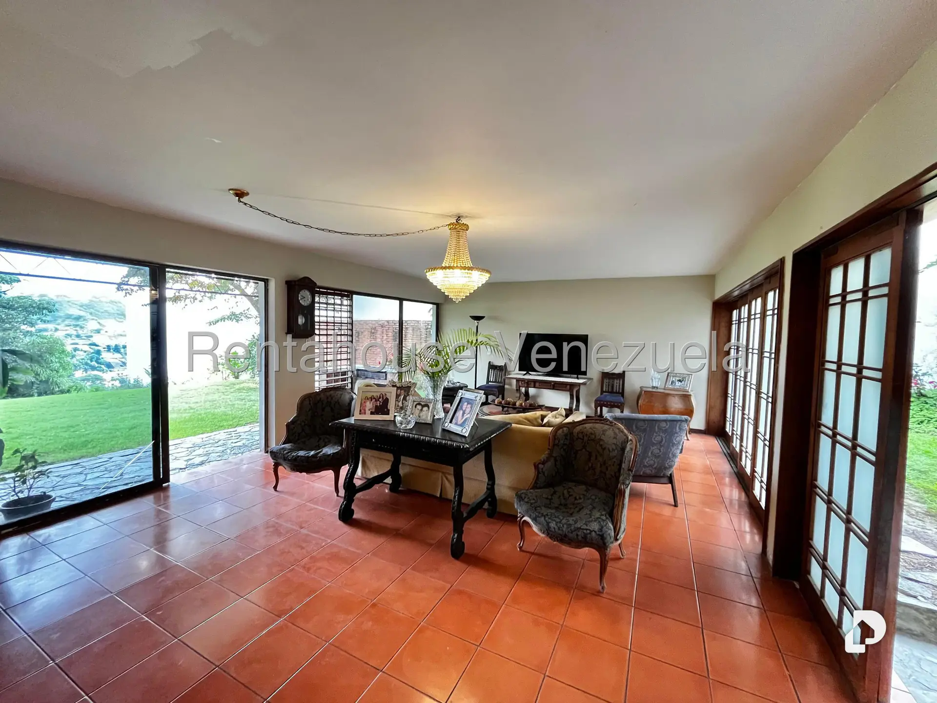House in Prados del Este, Caracas – 11