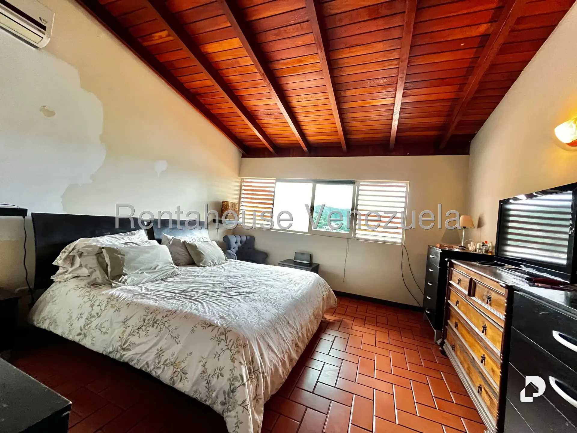 House in Prados del Este, Caracas – 51