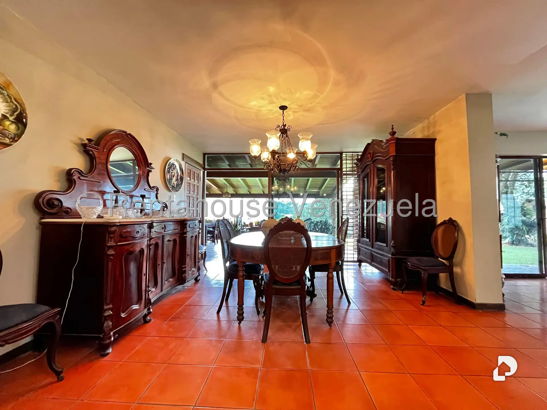 House in Prados del Este, Caracas – 15