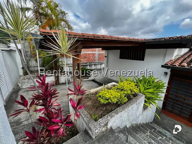 House in Prados del Este, Caracas – 2