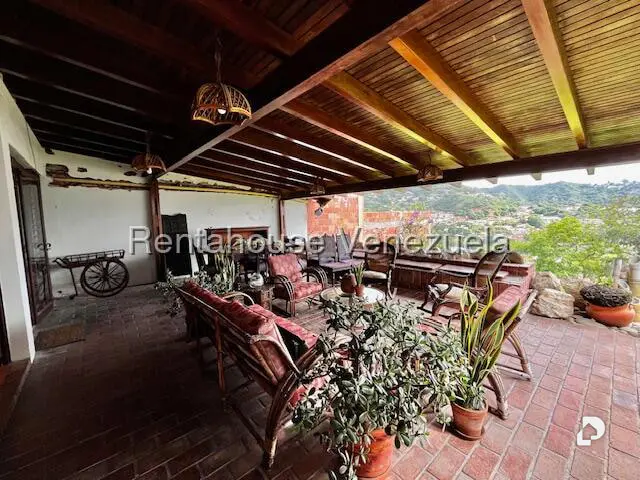 House in Prados del Este, Caracas – 25