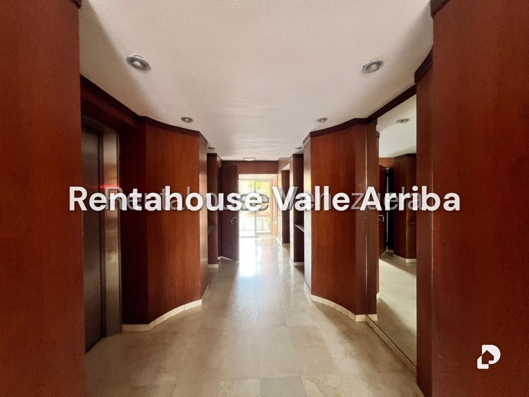 Apartamento en Colinas de Valle Arriba, Caracas – 23