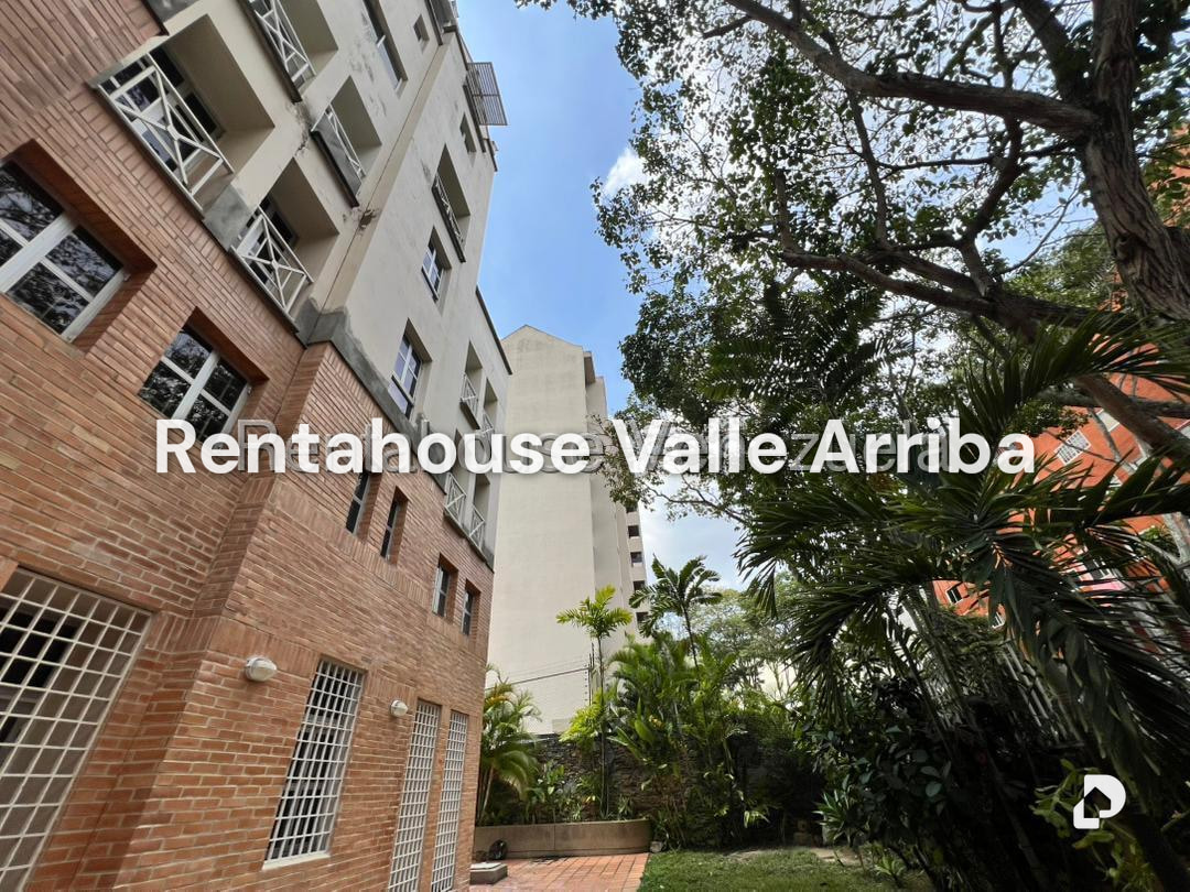 Apartamento en Colinas de Valle Arriba, Caracas – 24