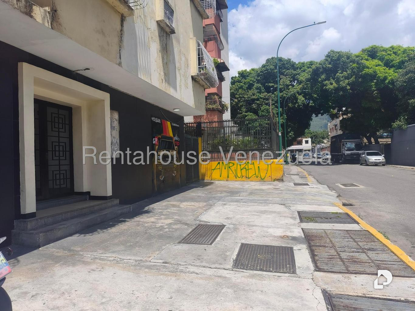 Local comercial en El Bosque, Caracas – 15