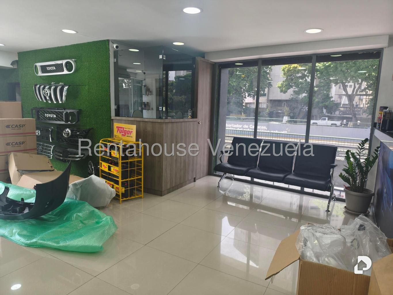 Local comercial en El Bosque, Caracas – 13