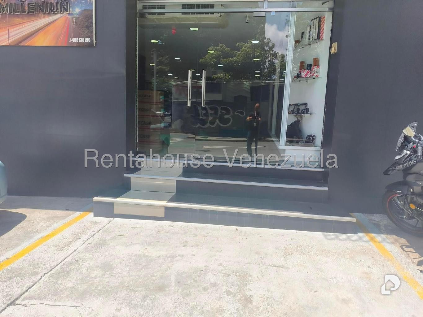 Local comercial en El Bosque, Caracas – 16