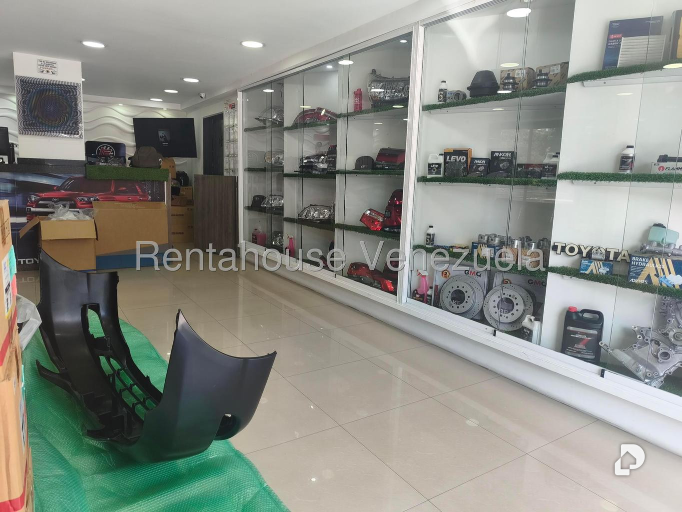 Local comercial en El Bosque, Caracas – 4