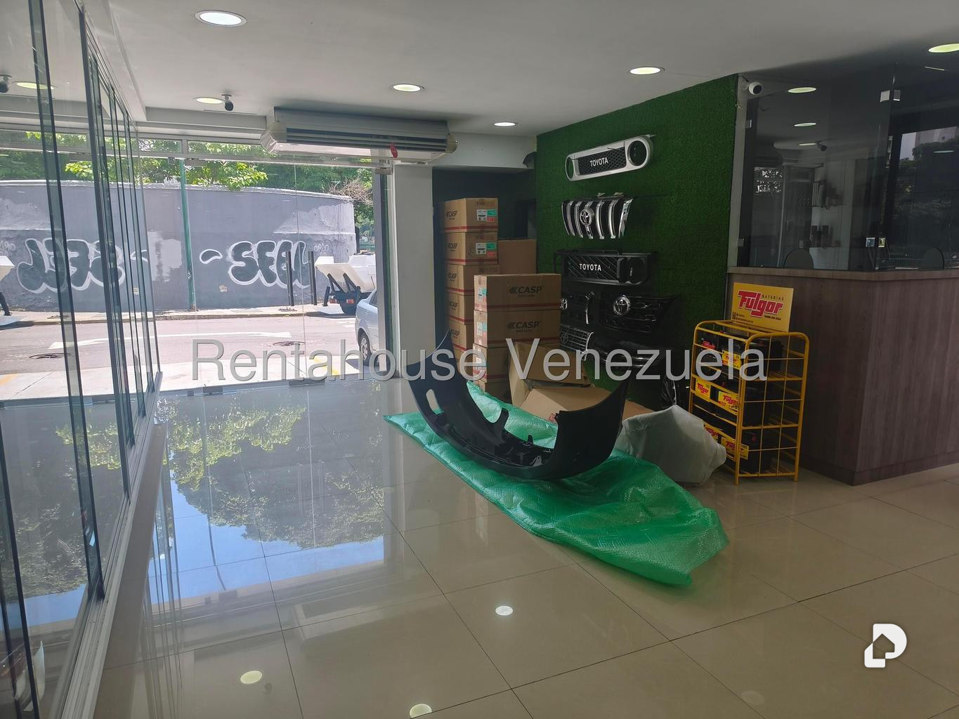 Local comercial en El Bosque, Caracas – 14