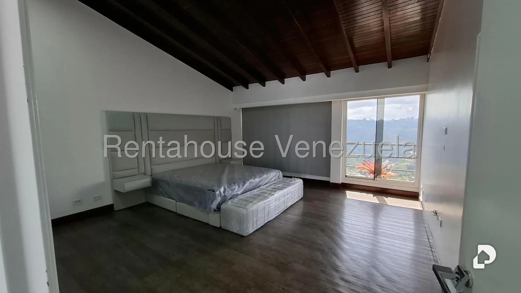 Apartamento en Lomas del Mirador, Caracas – 20