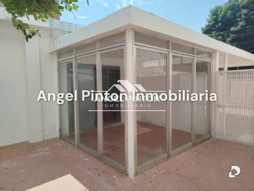 Casa en Avenida Bella Vista, Maracaibo – 10