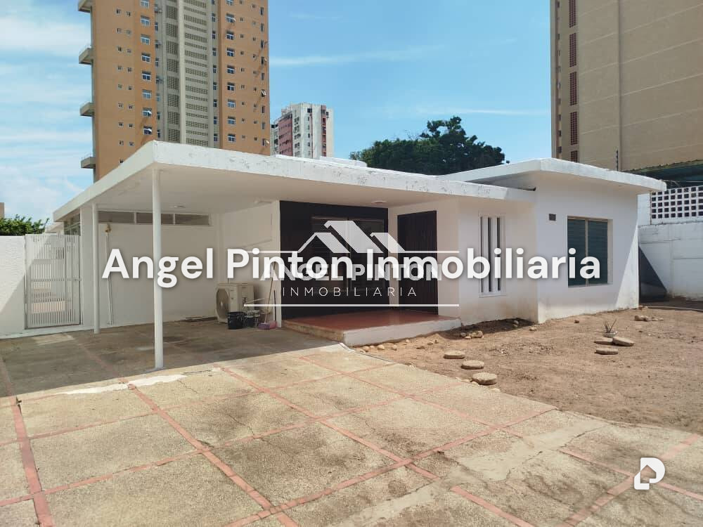 Casa en Avenida Bella Vista, Maracaibo – 1
