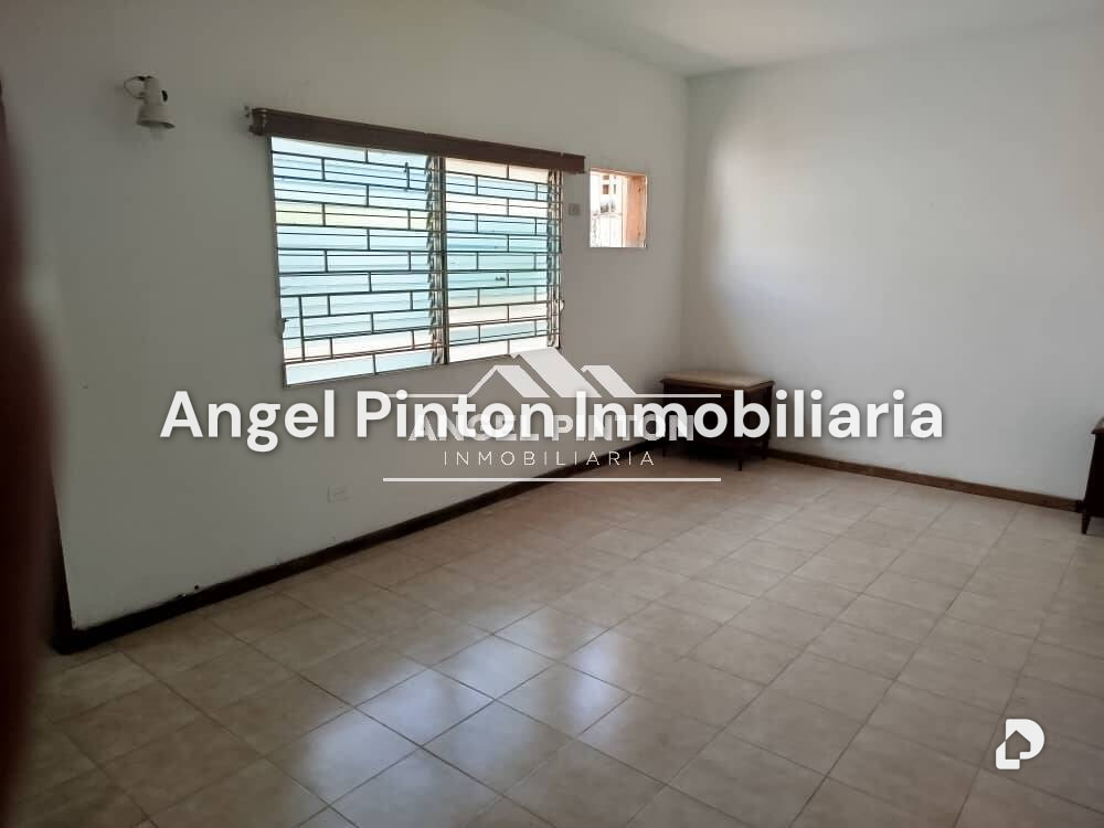 Casa en Avenida Bella Vista, Maracaibo – 4