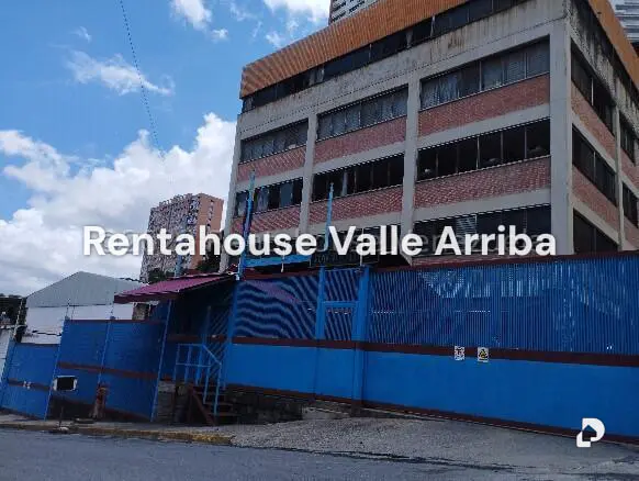 Edificio en Palo Verde, Caracas – 1