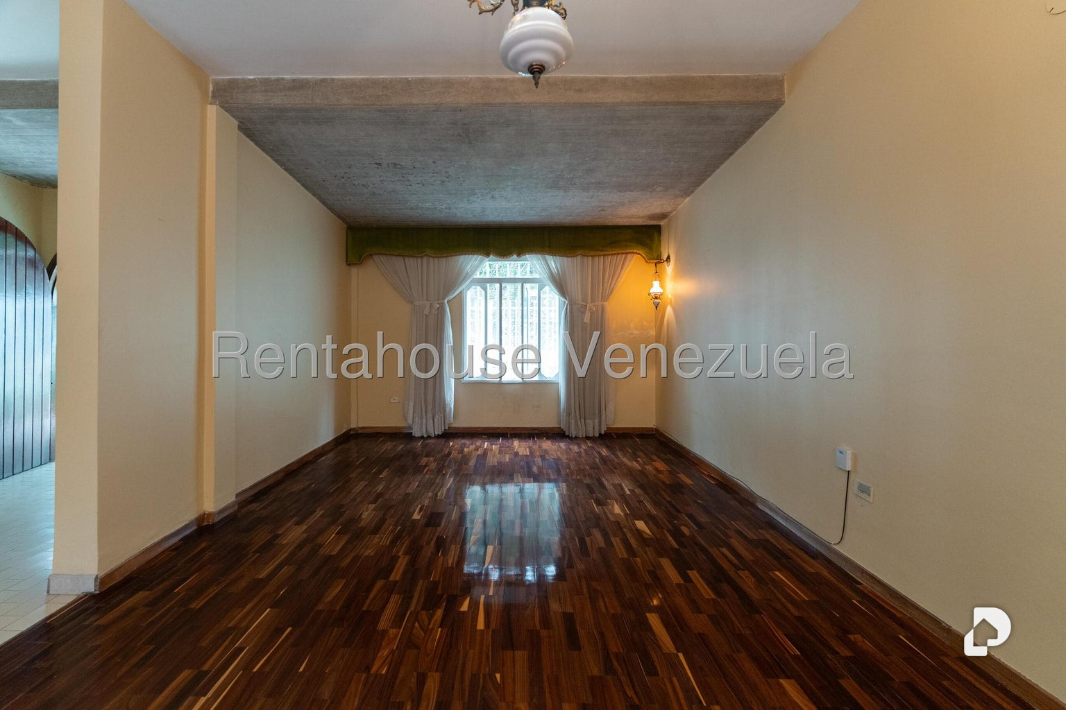 Casa en Alto Prado, Caracas – 6