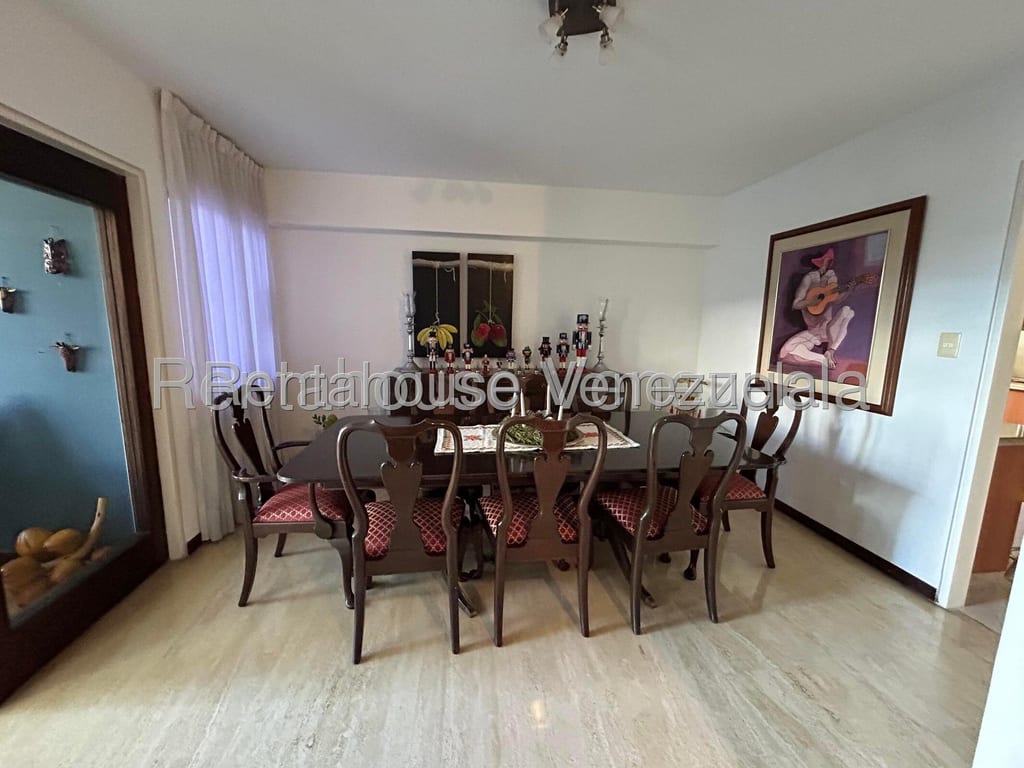 Apartamento en Las Mesetas de Santa Rosa de Lima, Caracas