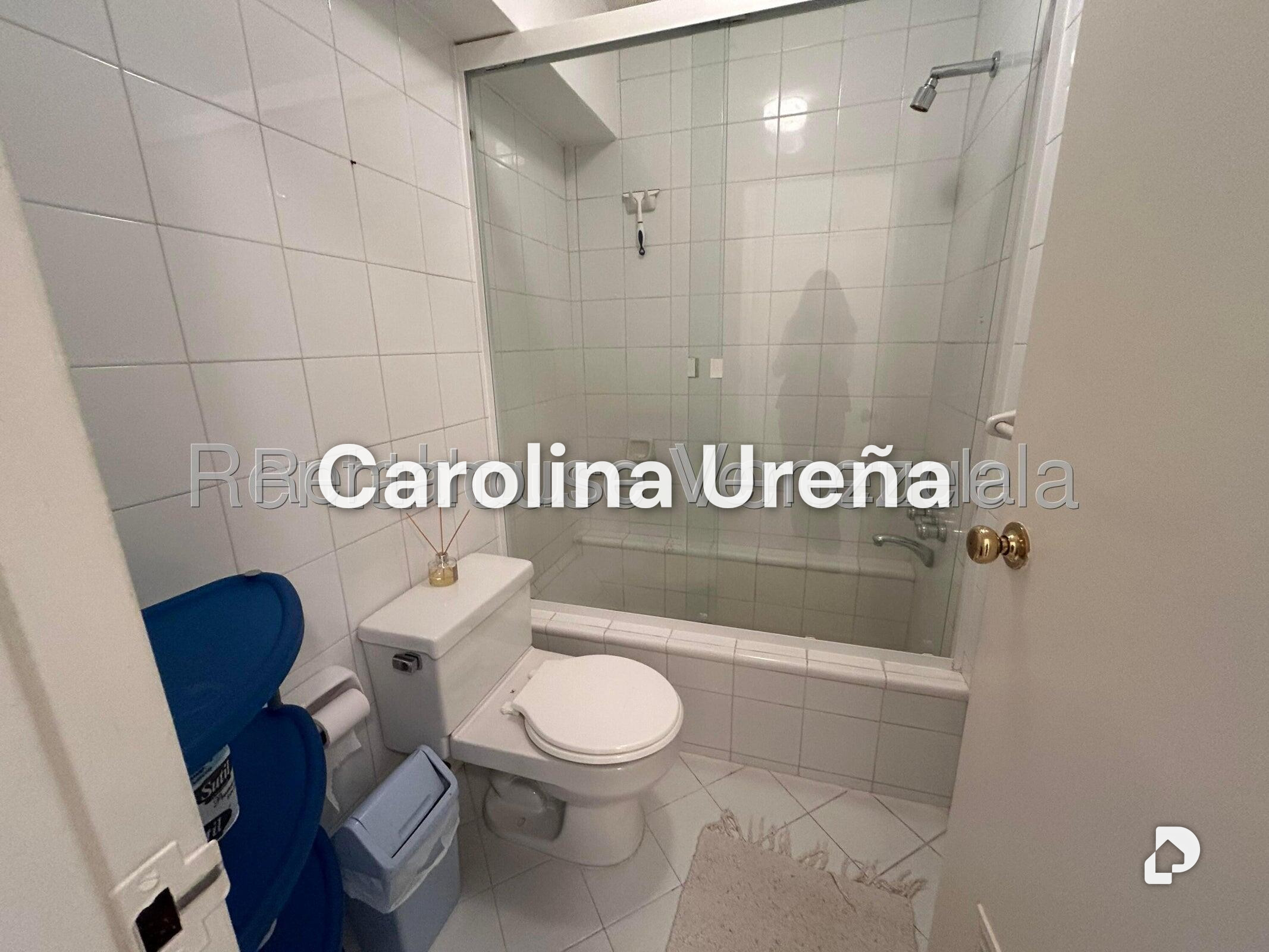 Apartamento en Las Mesetas de Santa Rosa de Lima, Caracas – 19