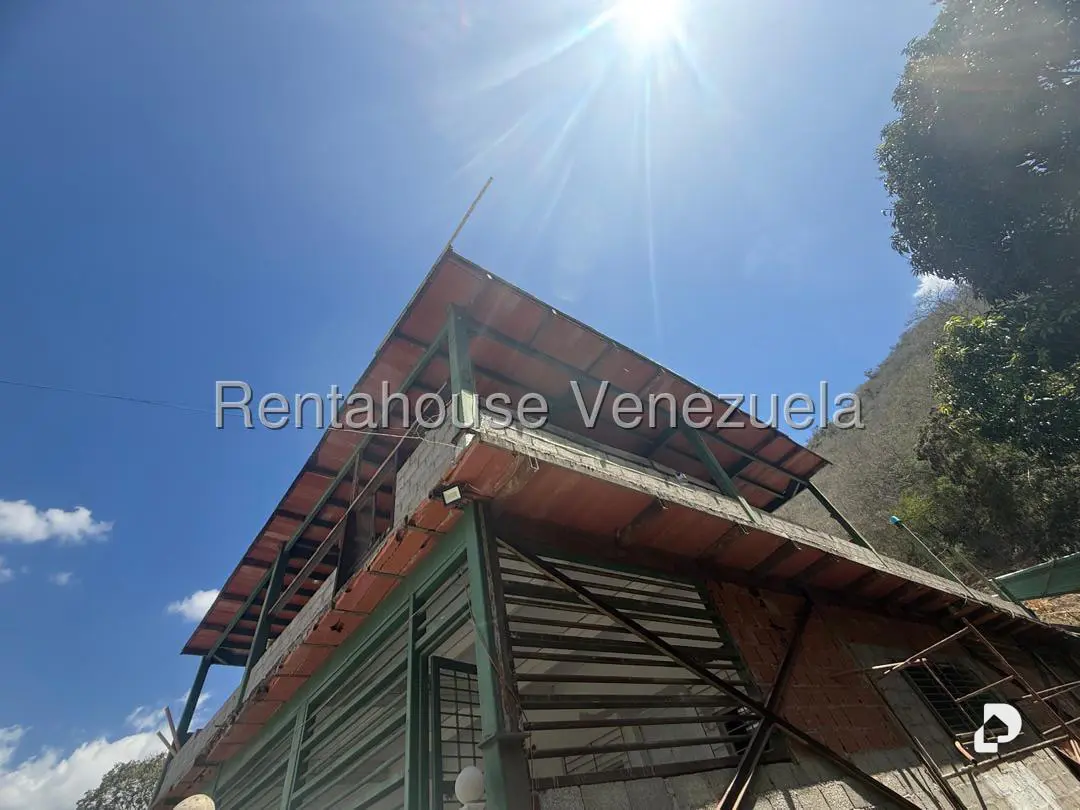 Warehouse in Mampote, Guarenas – 28