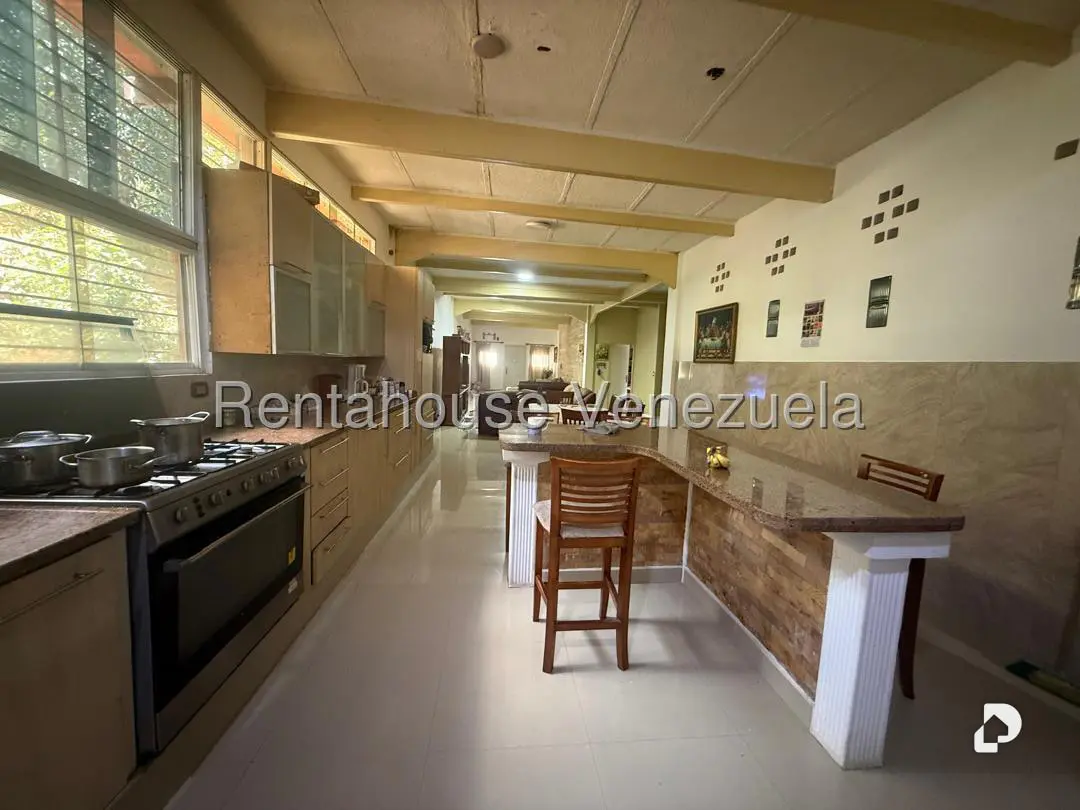 Warehouse in Mampote, Guarenas – 17