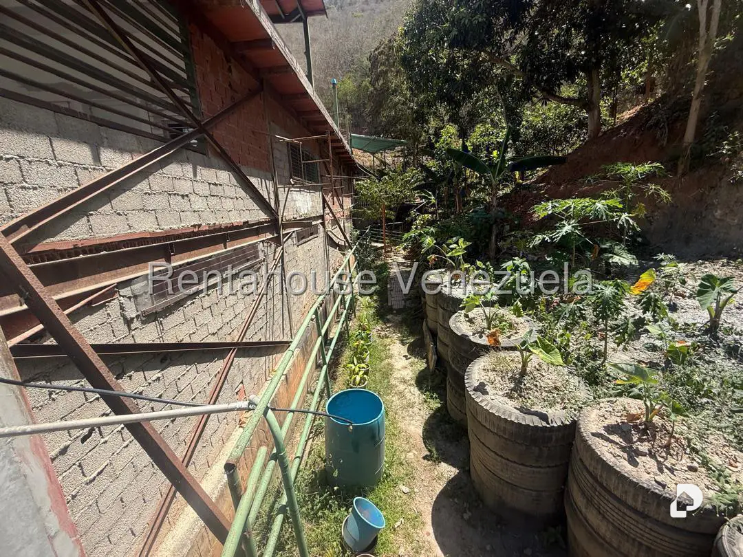 Warehouse in Mampote, Guarenas – 30