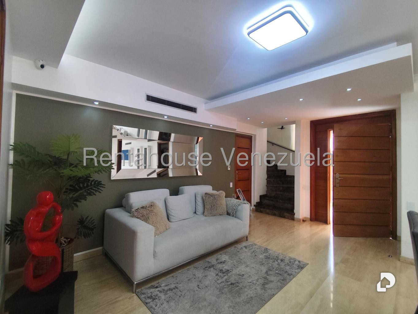 House in Lomas de La Lagunita, Caracas – 18